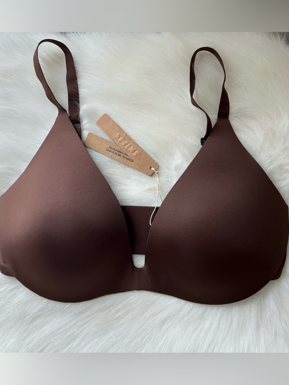 SKIMS Wireless Form Super Push Up Bra 36D BA-PLG-2632